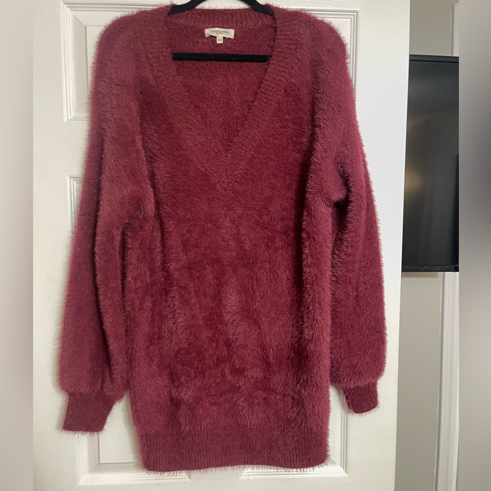 Fuzzy boutique sweater/tunic could be worn as dress